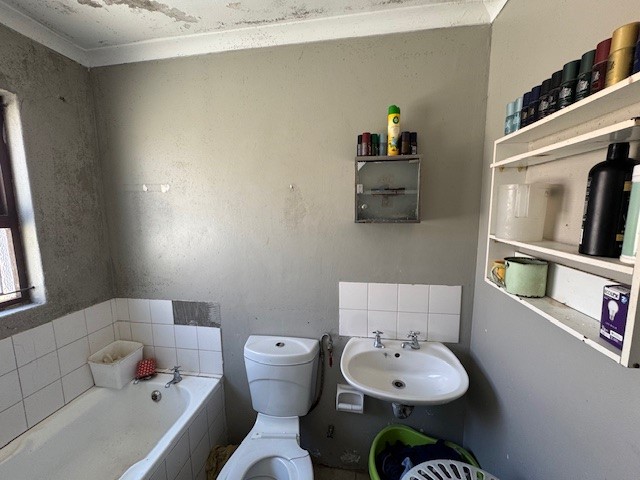 3 Bedroom Property for Sale in Beverly Park Western Cape
